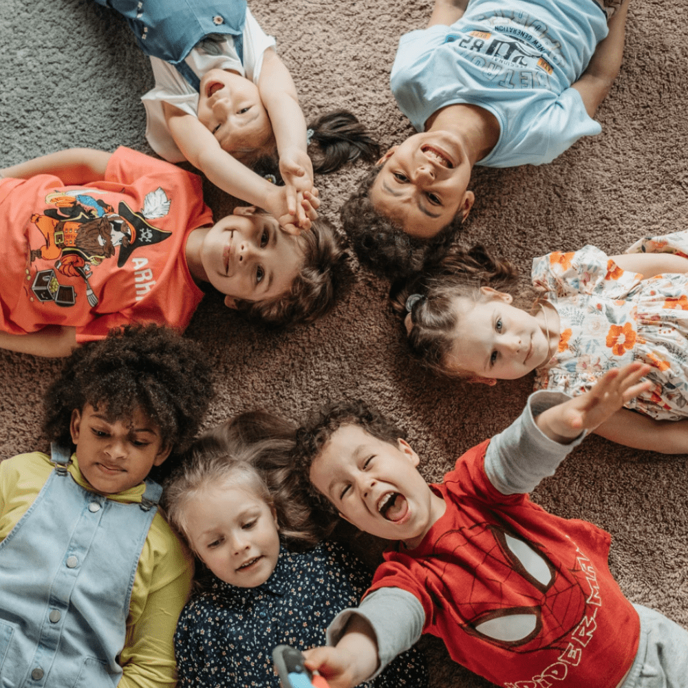 Garde d Enfants a partir de 3 ans Garde d Enfants a partir de 3 ans